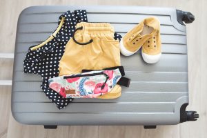 pakowanie walizki wakacje