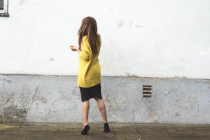 z czym nosic czarna spodnice