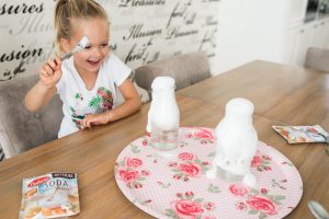 eksperyment z soda i octem