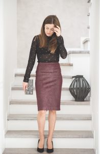 bordowa spodnica olowkowa