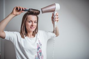 jak podniesc wlosy u nasady